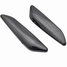 Učitaj sliku u galeriji, Dinamicki LED Zmigavci Alfa Romeo 147 2001–2010 Zatamnjeni