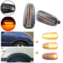 Učitaj sliku u galeriji, LED dinamički migavci Opel Astra G/Zafira A providni – detalj