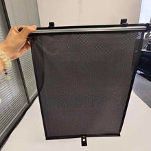 Učitaj sliku u galeriji, Set rolo zavesica za auto – praktična UV zaštita za putnike