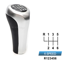 Učitaj sliku u galeriji, Siva ručica 6 brzina – close‑up završne obrade