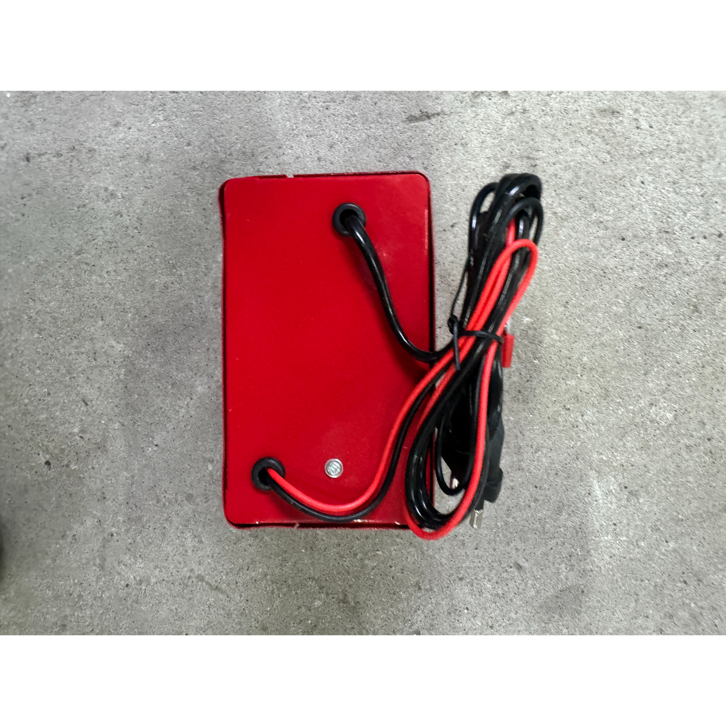 Punjač za Akumulator 10A - 12v