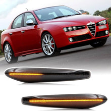 Učitaj sliku u galeriji, Dinamički LED Migavci za Alfa Romeo 159 Brera Zatamnjeni
