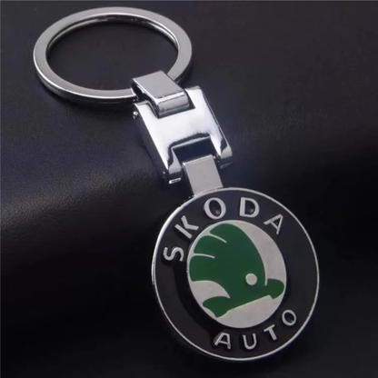 Metalni privezak za ključeve Škoda