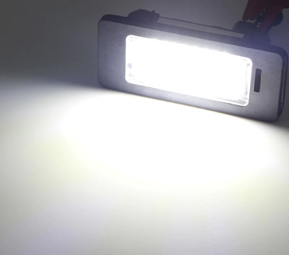 LED Svetla za Tablicu BMW E90 E60 E87 E84 E39 F20 F30