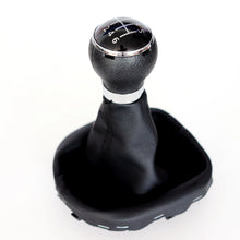 Učitaj sliku u galeriji, kožna ručica menjača Touran/Caddy 6 brzina detalj

